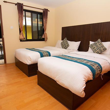Hotel Dine & Dream Катманду Екстер'єр фото